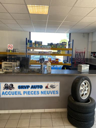 Parc de véhicules hors d'usage chez Casse fermée définitivement, centre agréé à CREIL