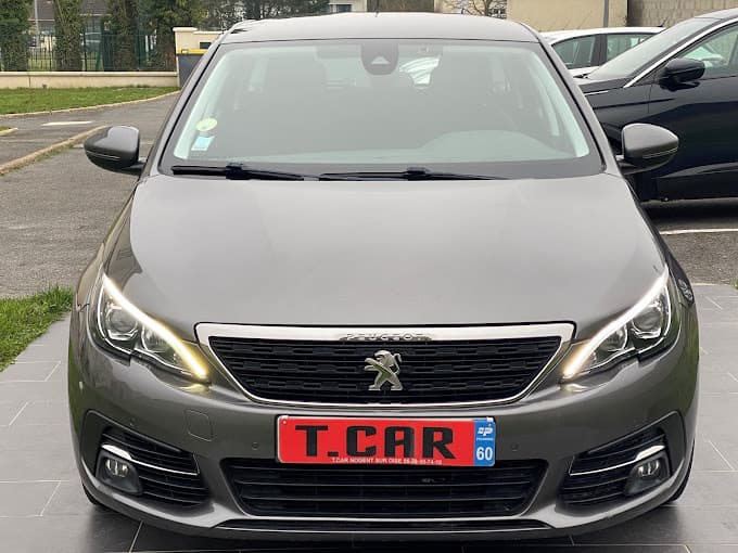 Parc de véhicules hors d'usage chez Tcar, centre agréé à NOGENT-SUR-OISE