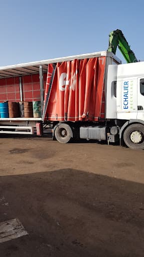 ECHALIER S.A.S. à SAINT-OURS — Photo 3 du centre VHU agréé Puy-de-Dôme