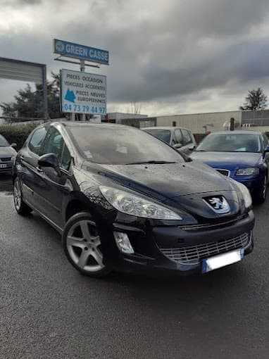 Vue extérieure du centre VHU agréé Green Casse Auto Pieces à COURNON D'AUVERGNE (Puy-de-Dôme)