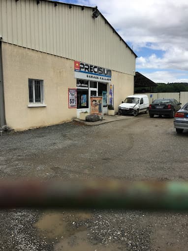 PRECISIUM - GARAGE ET CARROSSERIE VALLADE à RAMOUS — Photo 3 du centre VHU agréé Pyrénées-Atlantiques