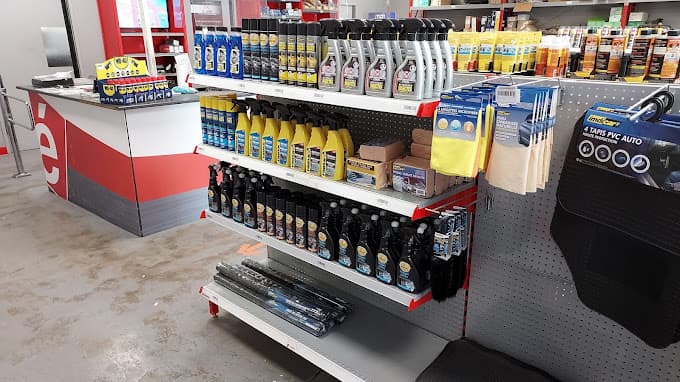 Parc de véhicules hors d'usage chez Philippe Rubio SAS, centre agréé à LONS