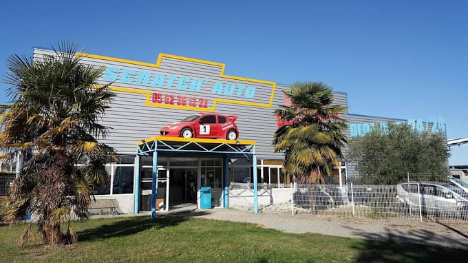 Vue extérieure du centre VHU agréé Scratch Auto à SEMEAC (Hautes-Pyrénées)
