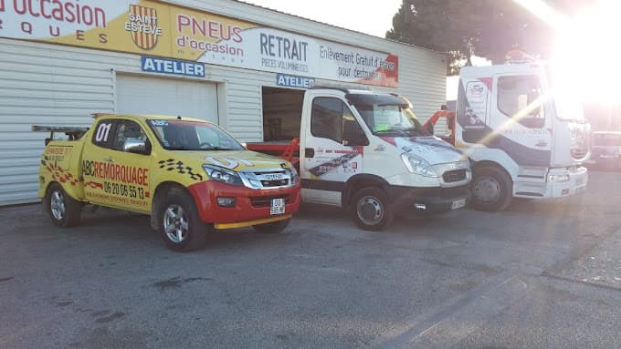 Vue extérieure du centre VHU agréé Abc Remorquage Epaviste Perpignan Agréé à VILLE INCONNUE (Pyrénées-Orientales)