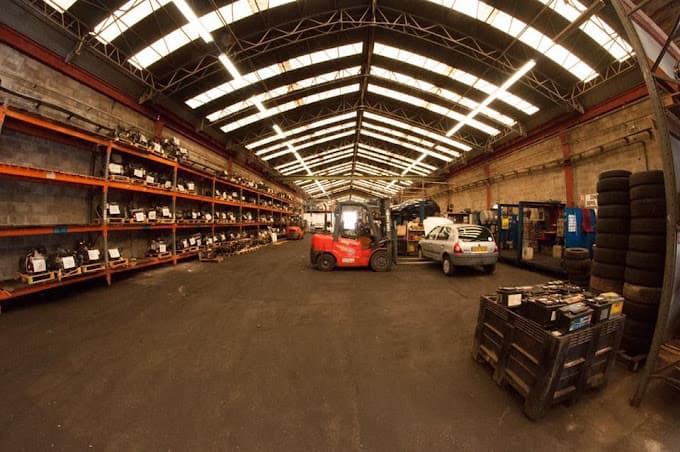 Parc de véhicules hors d'usage chez Eco Casse Réseau Caréco, centre agréé à GERSTHEIM