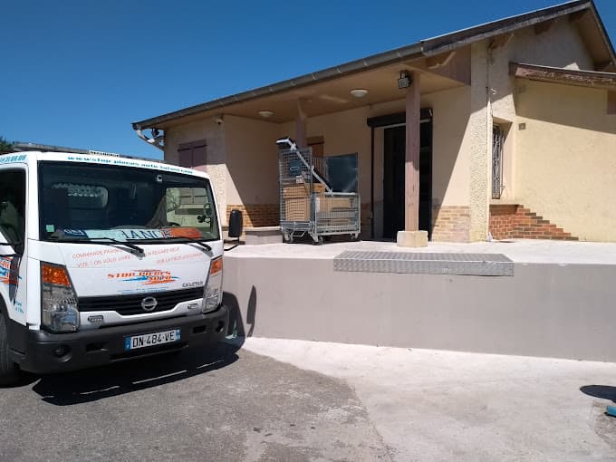 Stop Pièces Auto TAFANI à VOURLES — Photo 5 du centre VHU agréé Rhône