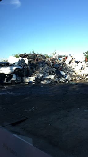 Vue extérieure du centre VHU agréé Dettinger Et Fils à QUINCIEUX (Rhône)
