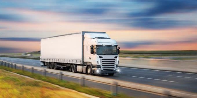 Parc de véhicules hors d'usage chez SBR SARL, centre agréé à SURE