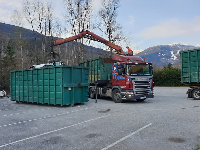 Axia Ets Pouget à ESSERTS-BLAY — Photo 3 du centre VHU agréé Savoie
