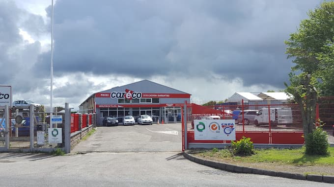 Vue extérieure du centre VHU agréé SA Démolition du Tilleul à LE TILLEUL (Seine-Maritime)