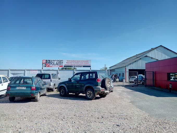 Parc de véhicules hors d'usage chez GARAGE POLAERT, centre agréé à MONTEROLIER