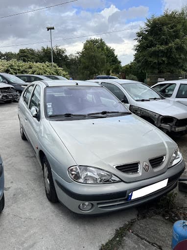 Vue extérieure du centre VHU agréé Casse Automobile : Démolition Expert à SAINT-JACQUES-SUR-DARNETAL (Seine-Maritime)