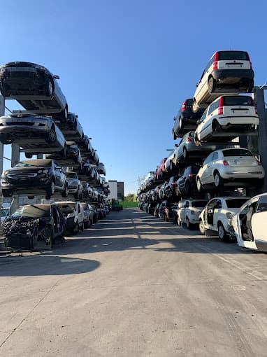 Vue extérieure du centre VHU agréé Magique Pièces Auto à VILLEVAUDE (Seine-et-Marne)