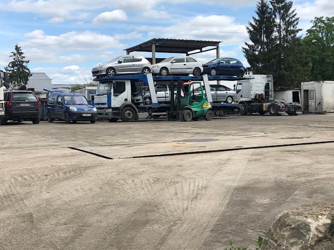 Vue extérieure du centre VHU agréé Transport Tpka à MEAUX (Seine-et-Marne)