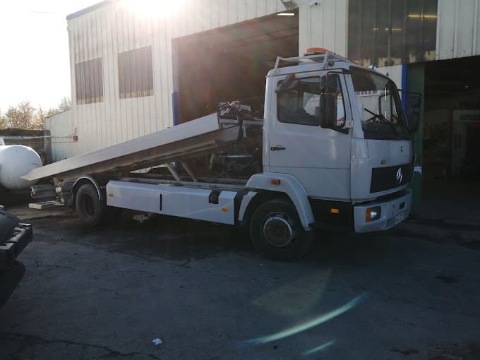 BRESSUIRE RECUP'AUTO à BRESSUIRE — Photo 5 du centre VHU agréé Deux-Sèvres