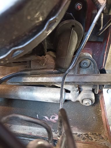 Parc de véhicules hors d'usage chez Occitanie autos casse, centre agréé à MONESTIES