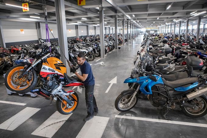 Surplus Motos à GAILLAC — Photo 4 du centre VHU agréé Tarn