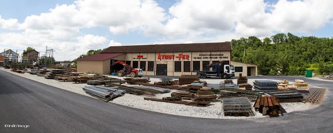 Vue extérieure du centre VHU agréé Atout-Fer à SAINT-JUERY (Tarn)
