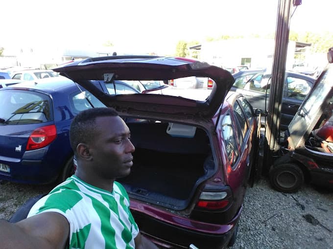 DECONS OCCITANIE Albias Casse Auto , Achat Ferraille et métaux à ALBIAS — Photo 4 du centre VHU agréé Tarn-et-Garonne