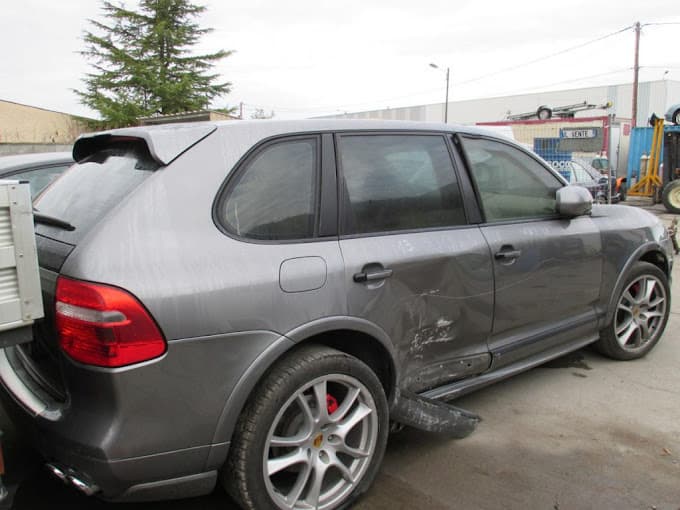 Vue extérieure du centre VHU agréé CASSE AUTO GP AUTO à LA FARLEDE (Var)