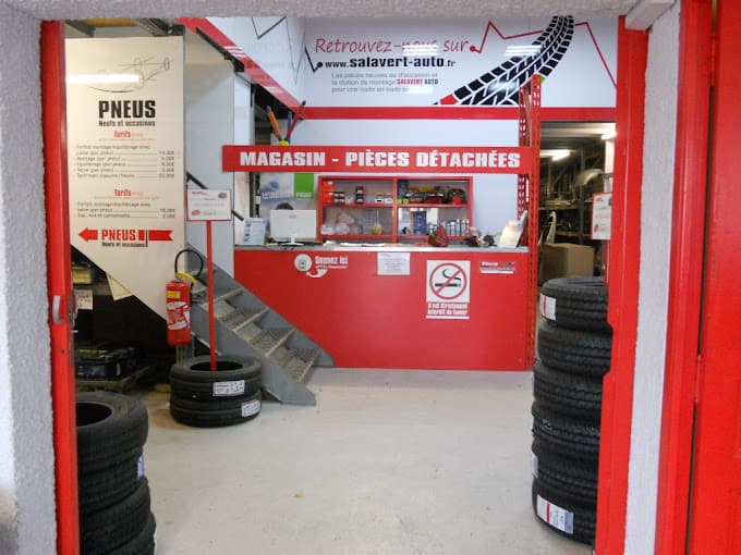 SALAVERT Auto à LAPALUD — Photo 5 du centre VHU agréé Vaucluse
