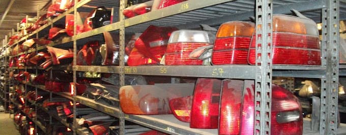 Parc de véhicules hors d'usage chez Michel Auto - Casse Auto à Le Pontet, centre agréé à LE PONTET