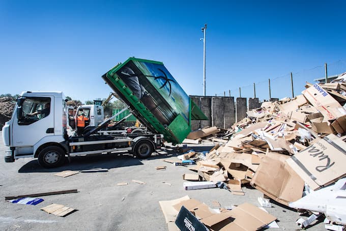 Vue extérieure du centre VHU agréé Baudon Rouvreau Recyclage à LES HERBIERS (Vendée)