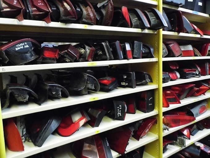 Vue extérieure du centre VHU agréé Le Creuset Automobile à ITEUIL (Vienne)