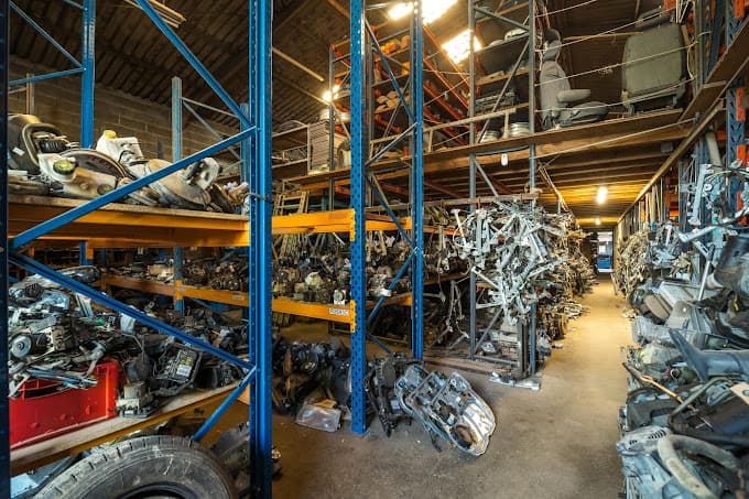 Vue extérieure du centre VHU agréé Patier Jean SAS à BONNAC-LA-COTE (Haute-Vienne)