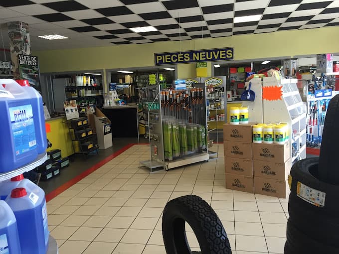 Parc de véhicules hors d'usage chez Auto Pièces Sens, centre agréé à SENS