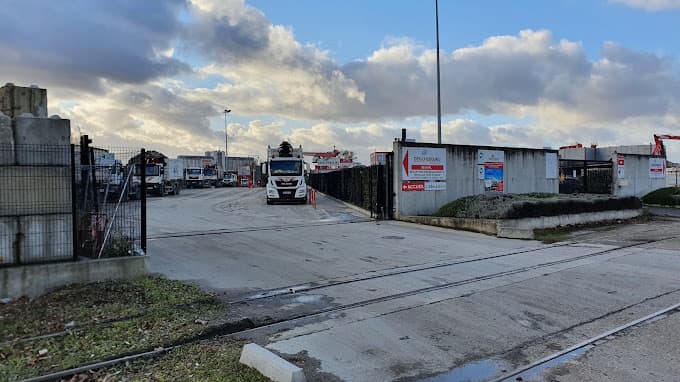 Derichebourg Environnement REVIVAL à SAINT-SAULVE — Photo 3 du centre VHU agréé Hauts-de-Seine