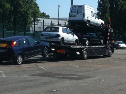NAVILLOD Père et Fils à GOUSSAINVILLE — Photo 5 du centre VHU agréé Val-d'Oise