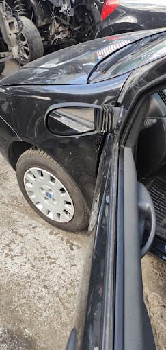 Garage Universel Auto Pièces à GROSLAY — Photo 3 du centre VHU agréé Val-d'Oise