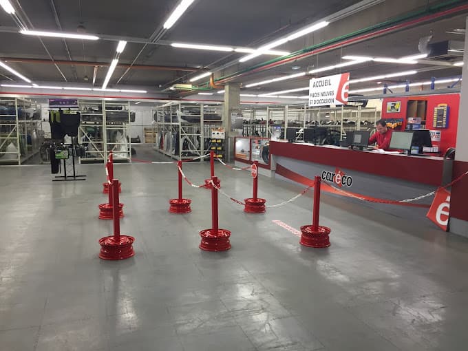 Parc de véhicules hors d'usage chez CARECO Saint-Witz, centre agréé à SAINT-WITZ